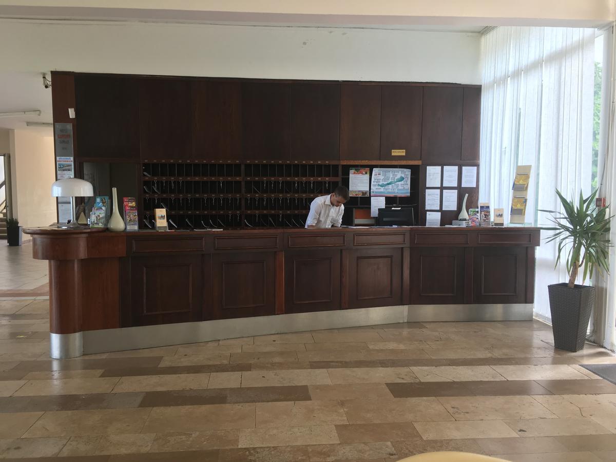 Hotel Hungaria ชิโอฟก ภายนอก รูปภาพ