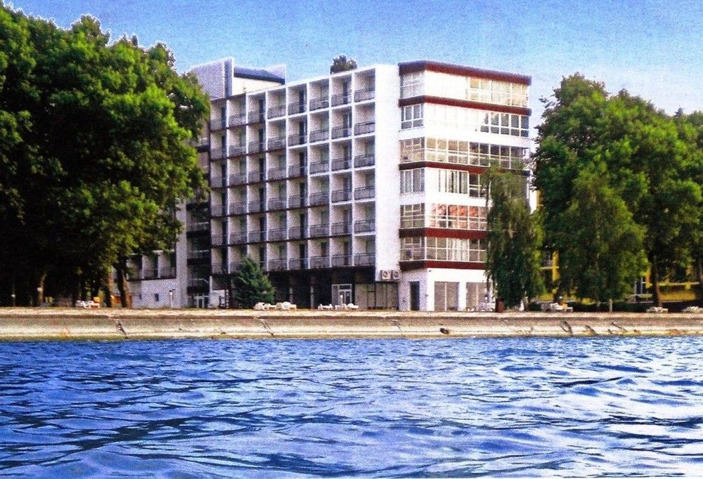 Hotel Hungaria ชิโอฟก ภายนอก รูปภาพ